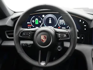 Porsche Taycan 4 Cross Turismo