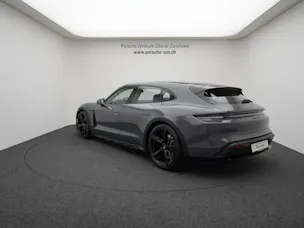Porsche Taycan 4 Cross Turismo