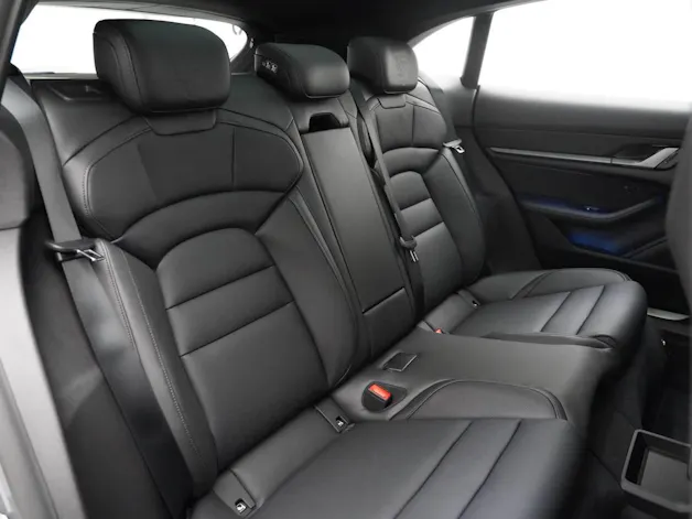 Porsche Taycan 4 Cross Turismo