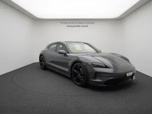 Porsche Taycan 4 Cross Turismo