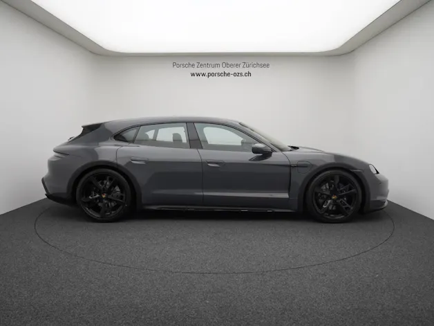 Porsche Taycan 4 Cross Turismo