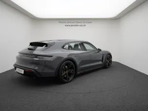 Porsche Taycan 4 Cross Turismo