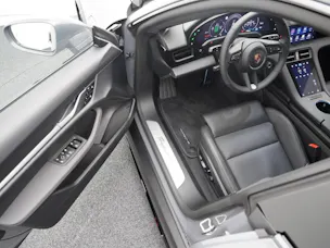 Porsche Taycan 4 Cross Turismo