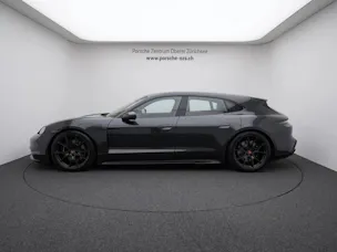 Porsche Taycan GTS Sport Turismo