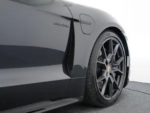 Porsche Taycan GTS Sport Turismo