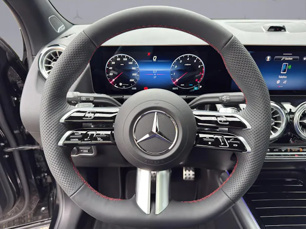 Mercedes-Benz GLA 250 Swiss Star AMG Line 4matic