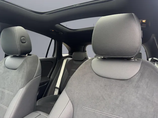 Mercedes-Benz GLA 220 d Swiss Star AMG Line 4matic