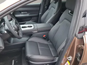 Mazda 6e Long Range Takumi 245