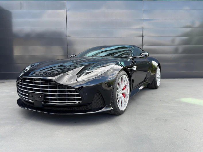 image du véhicule ASTON MARTIN DB12