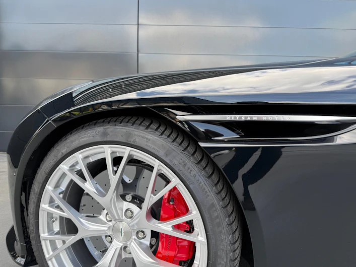 image du véhicule ASTON MARTIN DB12