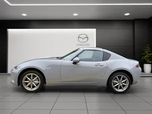 Mazda MX-5 RF Skyactiv-G 132 Exclusive-line