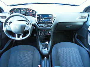 Peugeot 208 1.2 e-VTI Style EGS5