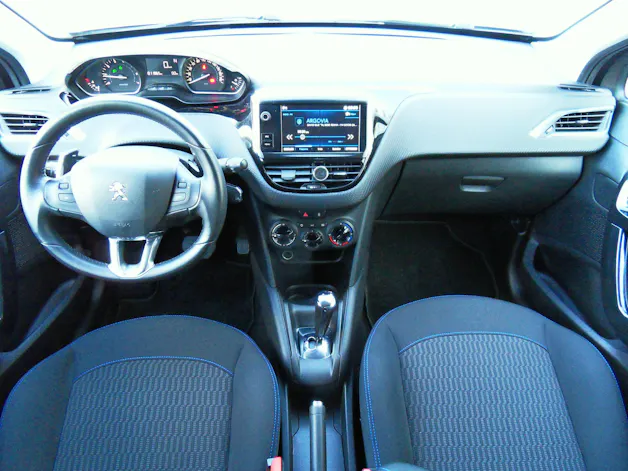 Peugeot 208 1.2 e-VTI Style EGS5