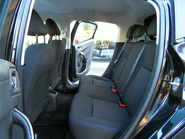 Peugeot 208 1.2 e-VTI Style EGS5