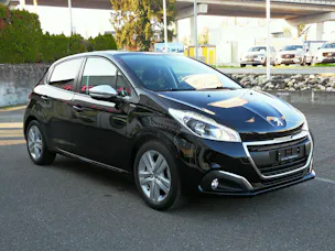 Peugeot 208 1.2 e-VTI Style EGS5