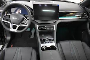 BYD Seal U DM-i Design AWD