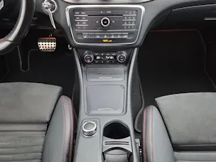 Mercedes-Benz CLA Shooting Brake 250 AMG Line 4Matic 7G-DCT