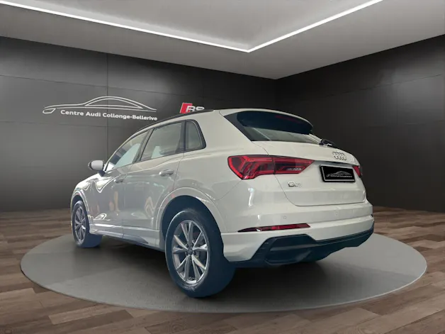 Audi Q3 35 TFSI S line S-tronic
