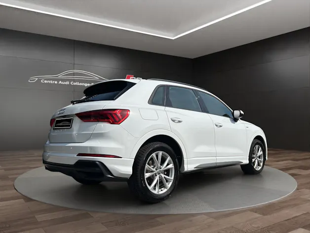 Audi Q3 35 TFSI S line S-tronic