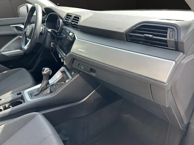 Audi Q3 35 TFSI S line S-tronic
