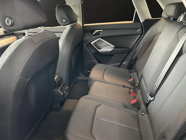 Audi Q3 35 TFSI S line S-tronic
