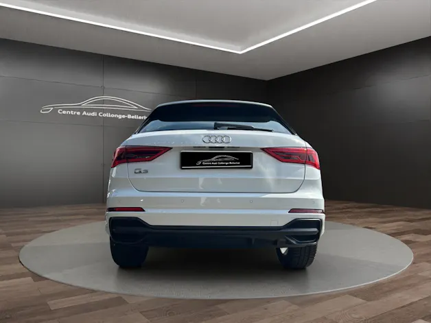 Audi Q3 35 TFSI S line S-tronic