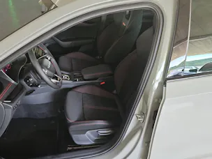 Škoda Octavia Combi 2.0 TSI DSG RS