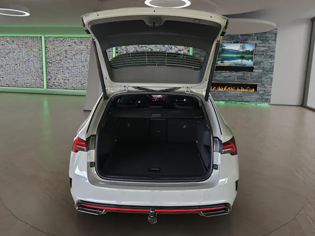 Škoda Octavia Combi 2.0 TSI DSG RS