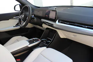 BMW X1 xDrive 23i 48V M Sport Pro Individual MACADAMIA *1.9%-LEASINGAKTION*