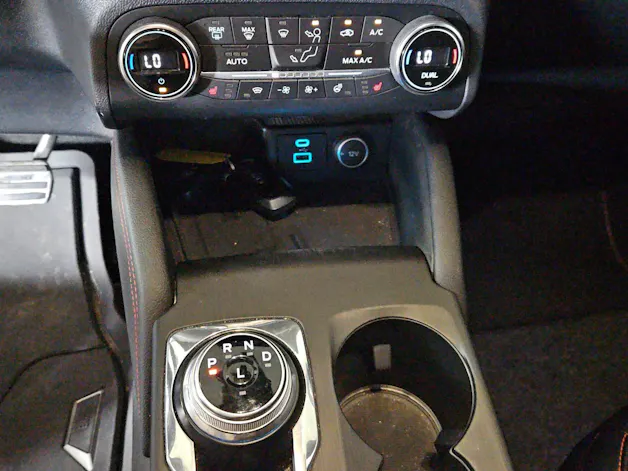 FORD Kuga 2.5 PHEV ST-Line X 2WD
