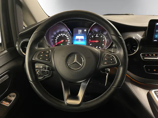 Mercedes-Benz V 220 d L 4Matic