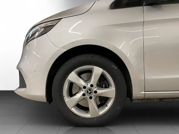 Mercedes-Benz V 220 d L 4Matic