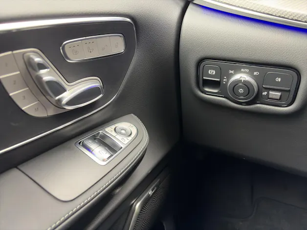 Mercedes-Benz V 300 d lang 4Matic Swiss Edition 9G-Tronic