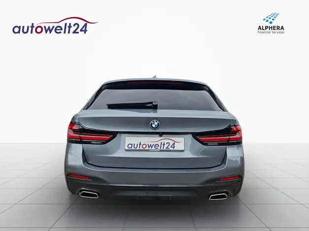 BMW 530e xDrive Touring M Sport Steptronic