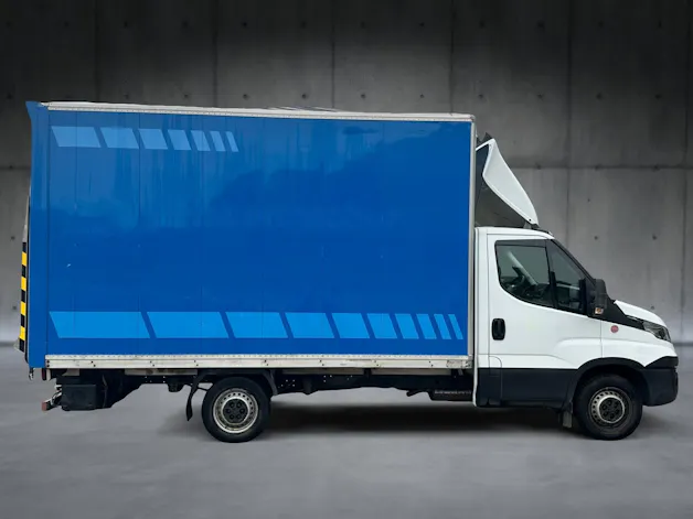 Iveco 35 S 15 Koffer Hebebühne AHK