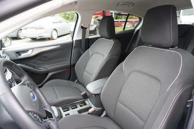 Ford Focus 1.0 MHEV Titanium X Automatic