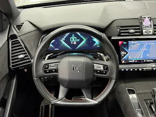 DS Automobiles AUTOMOBILES DS 7 Crossback E-Tense 225 Performance Line+