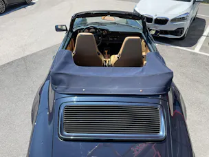 Porsche 911 Carrera 2 Cabrio