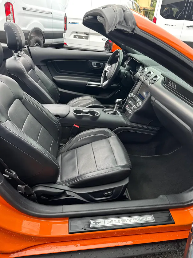 Ford Mustang Convertible 5.0 V8 GT