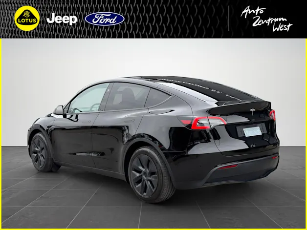 Tesla Model Y RWD