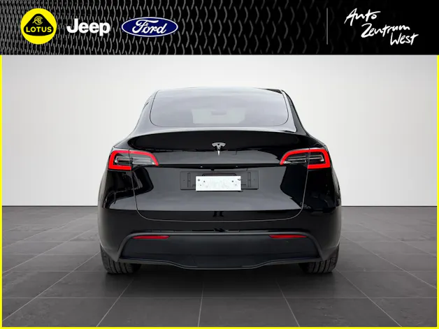 Tesla Model Y RWD