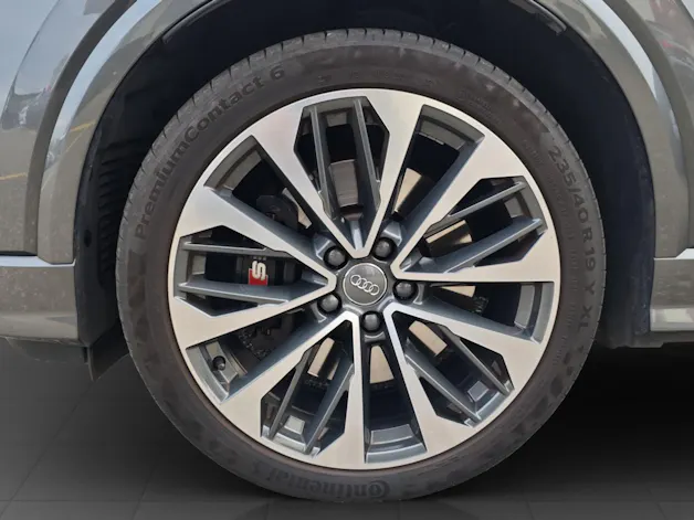 Audi SQ2 TFSI quattro S-tronic