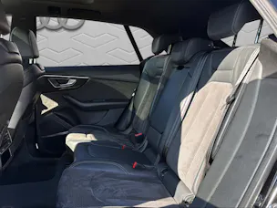 Audi Q8 50 TDI quattro tiptronic