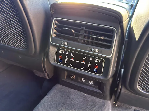 Audi Q8 50 TDI quattro tiptronic