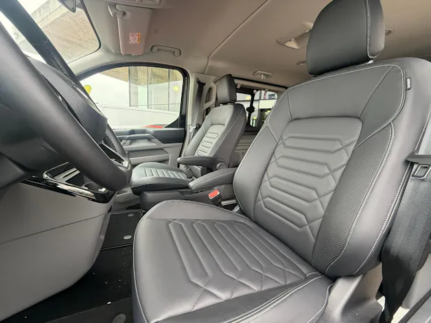 Ford Tourneo Bus 340 L2H1 PHEV TitaniumX