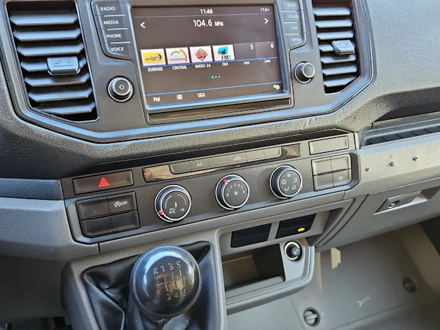 VW Crafter 35 2.0 TDI - Kastenaufbau - Hebebühne