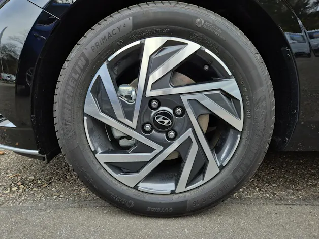 Hyundai i20 1.0 T-GDi Amplia