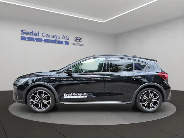 Ford Focus 1.0i EcoB Hybrid 125 Active X