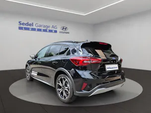 Ford Focus 1.0i EcoB Hybrid 125 Active X