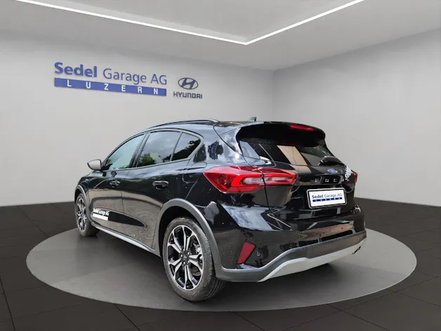 Ford Focus 1.0i EcoB Hybrid 125 Active X